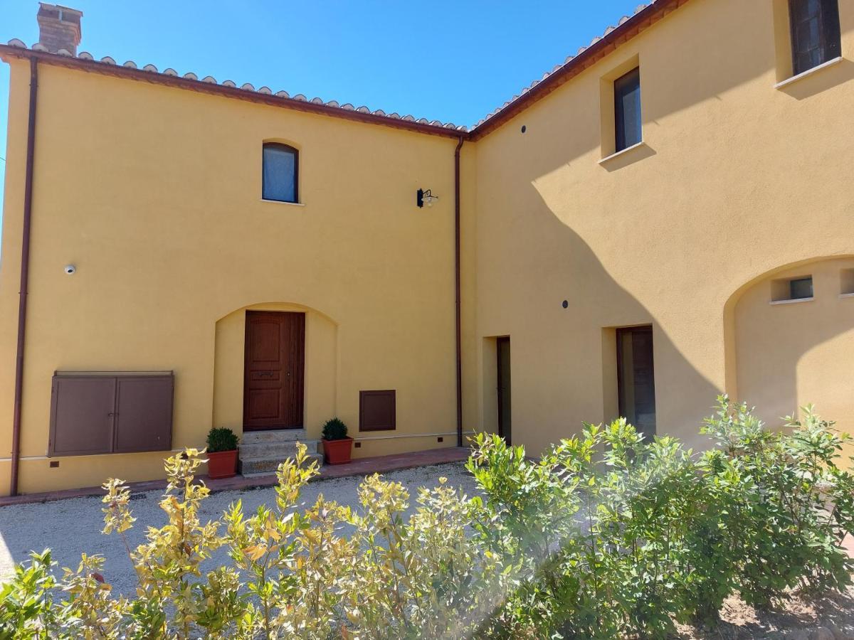 Fattoria La Campigliola Apartment Bagian luar foto